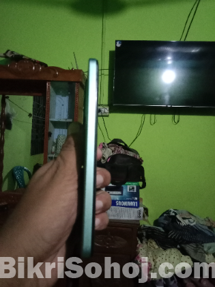 VIVO Y22